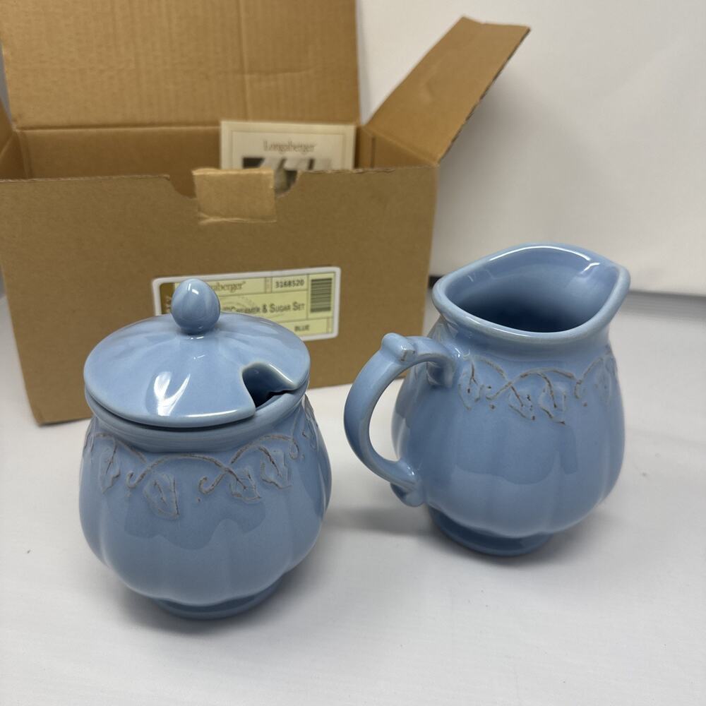 Longaberger New Vintage Vine Creamer & Sugar Set 3168520 Blue 1E3